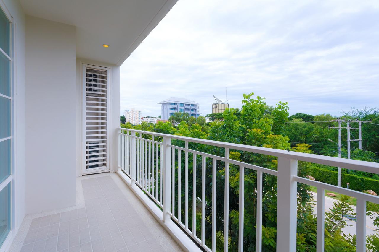 Summer Huahin Condominium Exterior photo